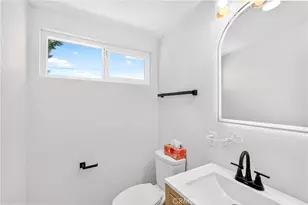 15842 Malpais Ln, Victorville, CA 92394 - Photo 17