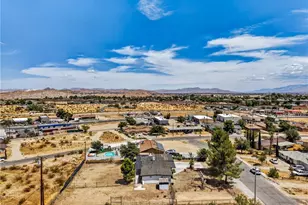 15842 Malpais Ln, Victorville, CA 92394 - Photo 29