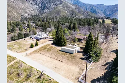 39285 Snowline, Yucaipa, CA 92399 - Photo 7