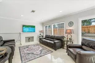 14102 Saarinen Ct, Irvine, CA 92606 - Photo 15