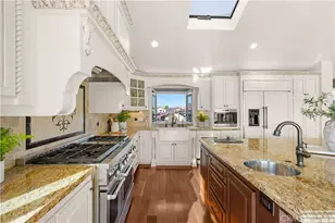 16455 Ladona Cir, Huntington Beach, CA 92649 - Photo 9