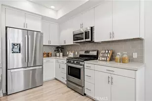 115 Tubeflower, Irvine, CA 92618 - Photo 11