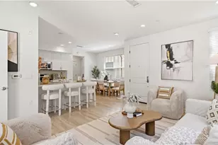 115 Tubeflower, Irvine, CA 92618 - Photo 7
