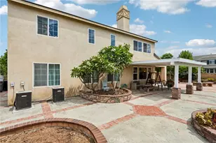 14045 Silent Stream Ct, Eastvale, CA 92880 - Photo 33