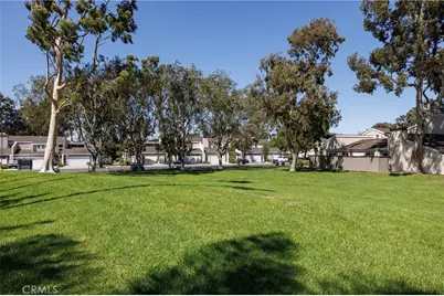 19510 Sandcastle Ln, Huntington Beach, CA 92648 - Photo 27