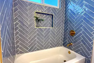 2707 Vanderbilt Ln, Redondo Beach, CA 90278 - Photo 9