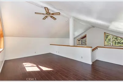 27661 Canyon Drive, Lake Arrowhead, CA 92326 - Photo 17