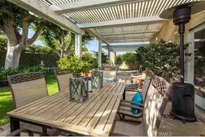 15181 Touraine, Irvine, CA 92604 - Photo 33
