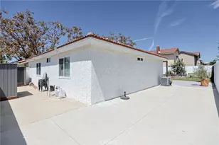 16716 Dory, Cerritos, CA 90703 - Photo 39