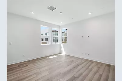 2747 Everly Drive, San Diego, CA 92108 - Photo 11