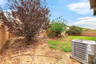 7989 Licorice, Fontana, CA 92336 - Photo 59