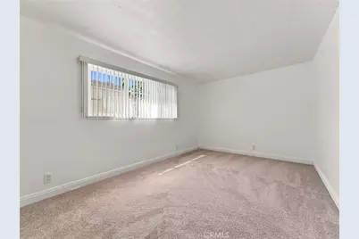 330 W Devonshire Drive, Oxnard, CA 93030 - Photo 23