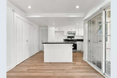 330 W Devonshire Drive, Oxnard, CA 93030 - Photo 9
