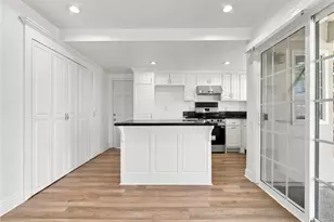 330 W Devonshire Dr, Oxnard, CA 93030 - Photo 9