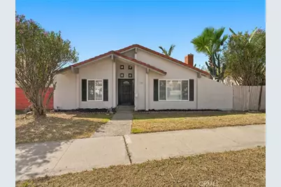 330 W Devonshire Drive, Oxnard, CA 93030 - Photo 1