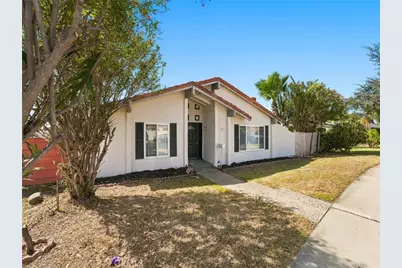 330 W Devonshire Drive, Oxnard, CA 93030 - Photo 3