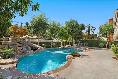 2210 Richmond Street, Santa Ana, CA 92705 - Photo 37