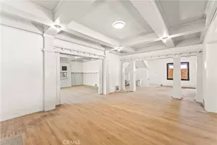 2320 W 25th, Los Angeles, CA 90018 - Photo 37