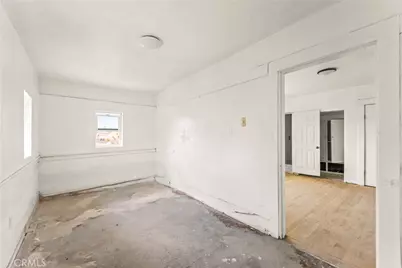 2320 W 25th, Los Angeles, CA 90018 - Photo 17