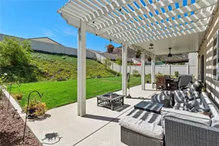 32225 Rambling Ct, Winchester, CA 92596 - Photo 21