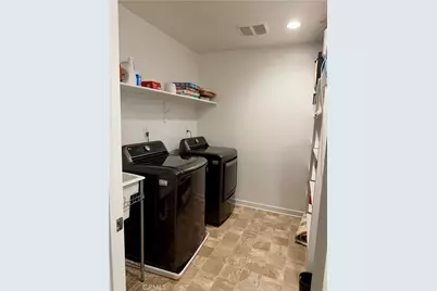 29633 Kearney Ct, Winchester, CA 92596 - Photo 17