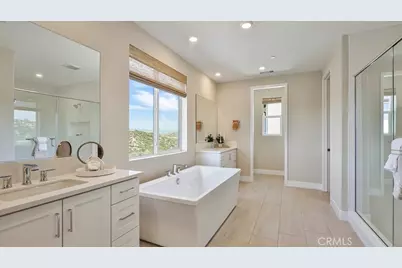 29798 Camino La Cumbre, Valencia, CA 91354 - Photo 15