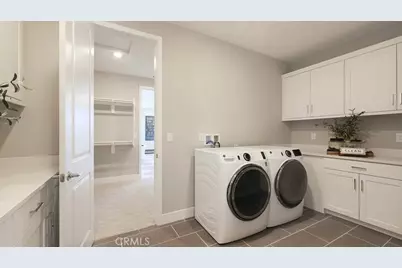 29786 Camino La Cumbre, Valencia, CA 91354 - Photo 27