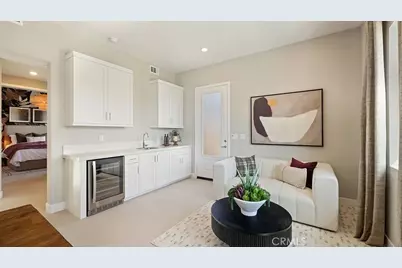 29762 Camino La Cumbre, Valencia, CA 91354 - Photo 13