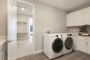 29762 Camino La Cumbre, Valencia, CA 91354 - Photo 27