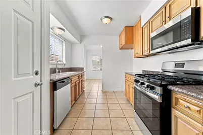 1264 S Arizona Avenue, Los Angeles, CA 90022 - Photo 3