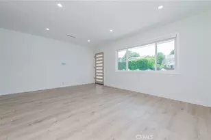 4534 Lennox, Sherman Oaks, CA 91423 - Photo 3
