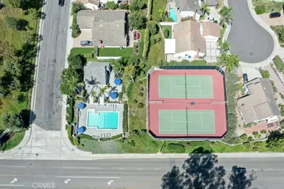 6425 E Shady Valley, Anaheim, CA 92807 - Photo 37