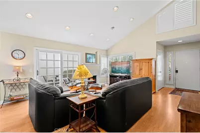 2 Morena #4, Irvine, CA 92612 - Photo 3