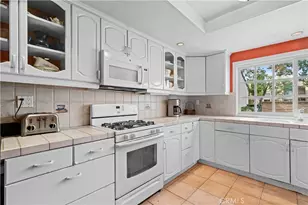 2 Morena, Irvine, CA 92612 - Photo 7