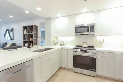 2253 Martin #302, Irvine, CA 92612 - Photo 37