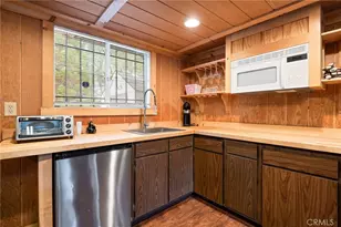 39038 Bayview Ln, Big Bear Lake, CA 92315 - Photo 37