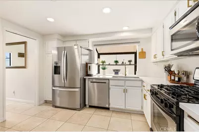 22 Rocky Creek Lane, Laguna Hills, CA 92653 - Photo 7