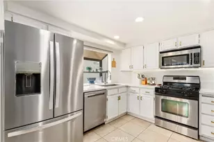22 Rocky Creek Ln, Laguna Hills, CA 92653 - Photo 9