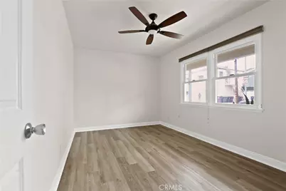 75 Glendora, Long Beach, CA 90803 - Photo 13