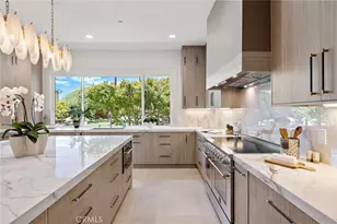 8719 Hummingbird, Fountain Valley, CA 92708 - Photo 15