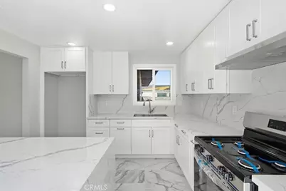 10112 Traylor Way, Garden Grove, CA 92843 - Photo 7