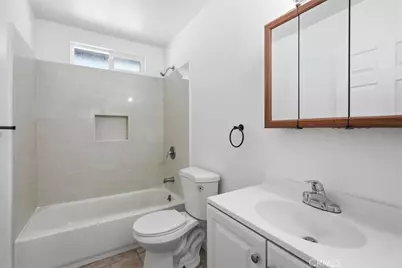 10112 Traylor Way, Garden Grove, CA 92843 - Photo 23