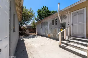 2101 S Sycamore, Santa Ana, CA 92707 - Photo 19