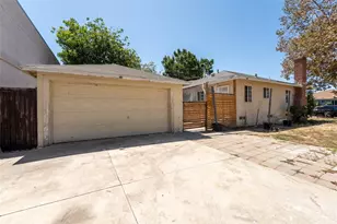 2101 S Sycamore, Santa Ana, CA 92707 - Photo 25