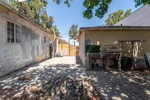 2101 S Sycamore, Santa Ana, CA 92707 - Photo 21