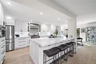526 Vista Grande, Newport Beach, CA 92660 - Photo 5