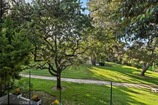 526 Vista Grande, Newport Beach, CA 92660 - Photo 21