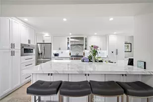 526 Vista Grande, Newport Beach, CA 92660 - Photo 5