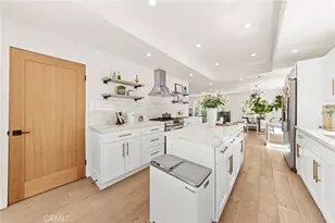 2927 Park Center, Los Angeles, CA 90068 - Photo 17