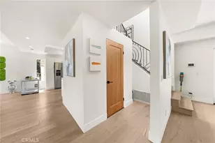 2927 Park Center, Los Angeles, CA 90068 - Photo 31
